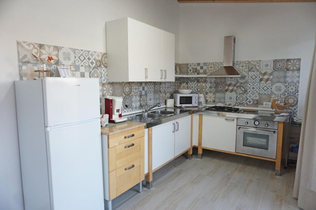 Holiday House Villa AleGiù Marzamemi Reitani Esterno foto